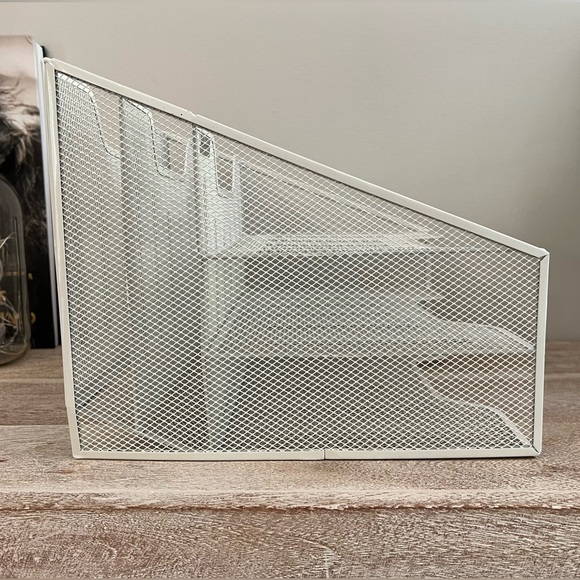 Wire Mesh Organizer - Picture 10 of 13